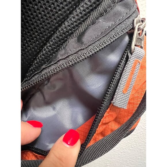 Miracol Hydration Backpack With 2L Insulated Bladder Pocket & Multiple Storage C - Picture 6 of 7